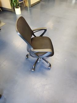 OFFICE CHAIRS