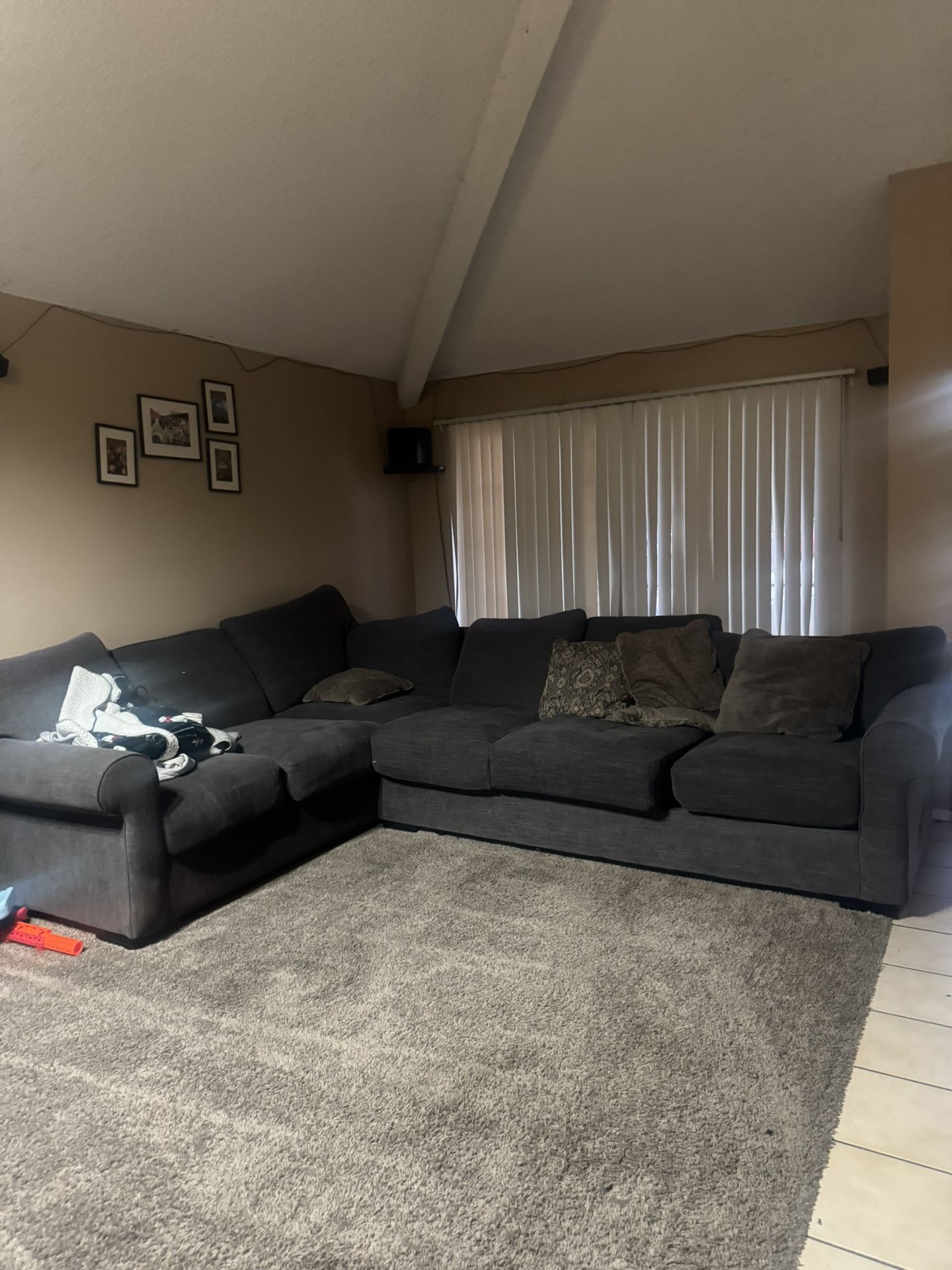 GREY COUCHES