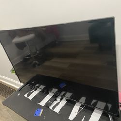 43” ROKU TV 
