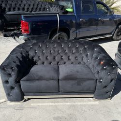 Blacks velvet sofa 2 pieces Glory furniture