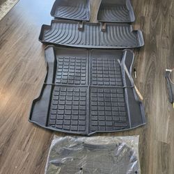 **Price Reduced - Excellent Condition - Tesla Model 3 Car Mats for Sale **