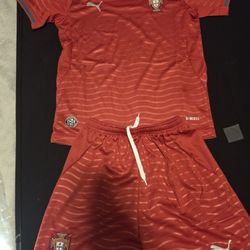 PORTUGAL BOYS / KIDS SOCCER JERSEY TOP AND BOTTOM