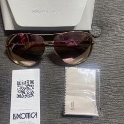 New Authentic Sunglasses 🕶 