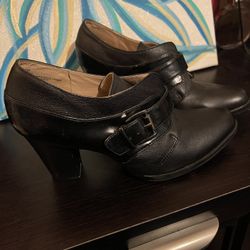 Size 10 Liz & Co Ankle Boots