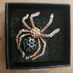 Beautiful Bling Spider Brooch