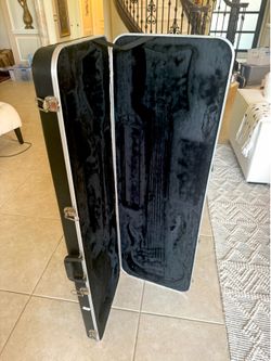 FREE Ibanez 6-String Bass Hard Shell Case