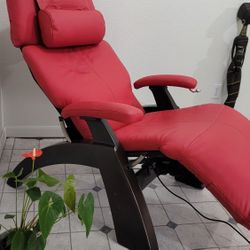 Human Touch Zero Gravity Chair 