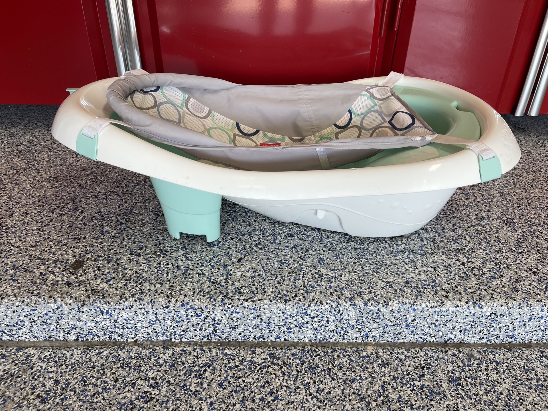 Free Fisher Price Baby Bathtub