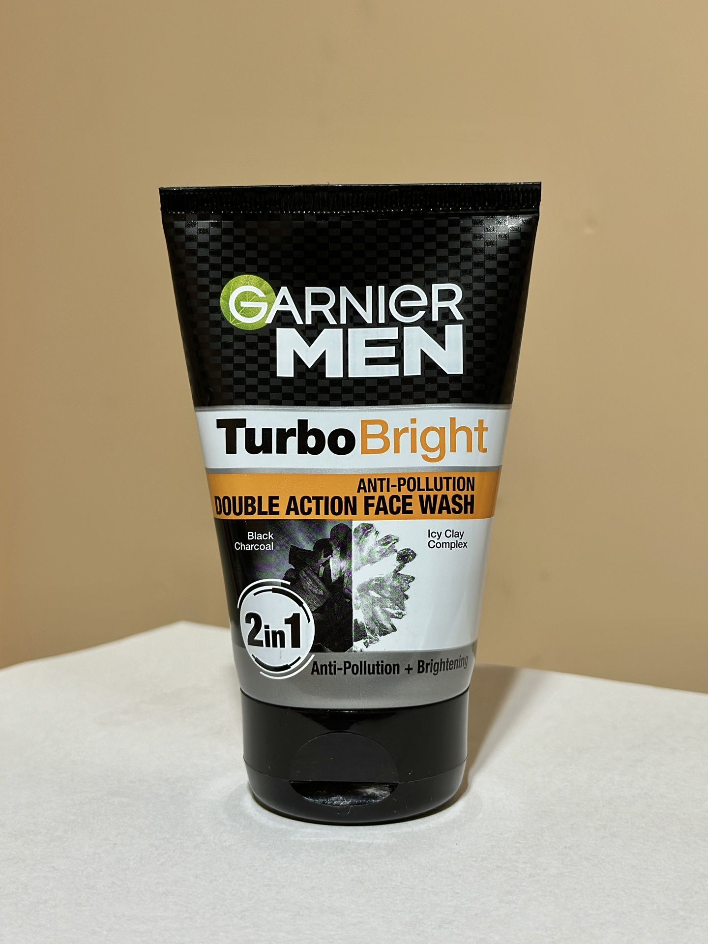 GARNIER MEN TurboBright Face Wash 100g