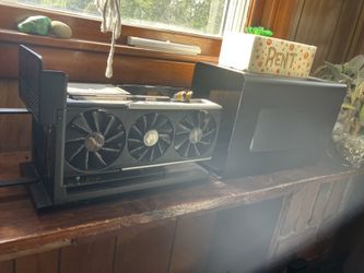 Razor Core X eGPU Thunder Bolt 3 w/ Raedon 5700XT
