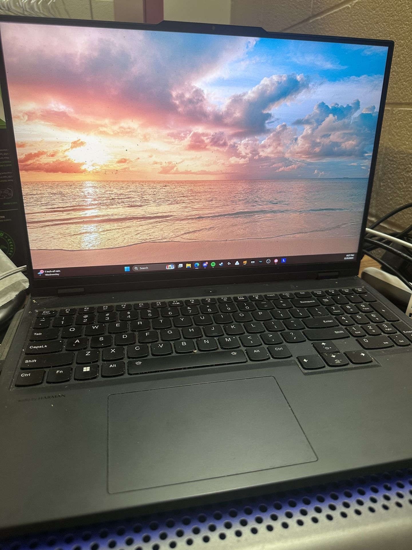 Lenovo Legion Pro 7 16IRX8H (4080 GPU)