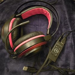 Vankyo Headphones with 7.1 Surround Sound with Morpheus Wireless Headphones