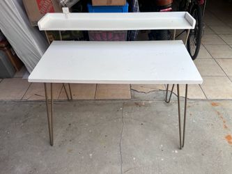 White Desk