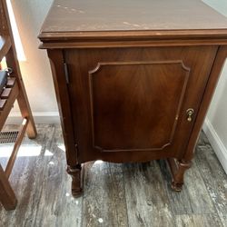 White Rotary Sewing Machine