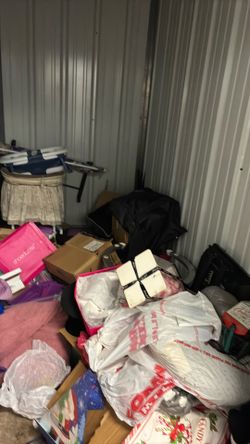 Storage unit everything with it