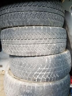 Brigestone 285 45 22