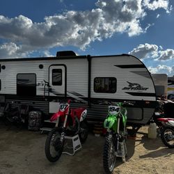 Rv Rentals (Delivery Available)