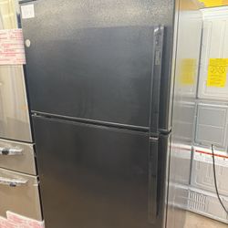 GE top freezer refrigerator 