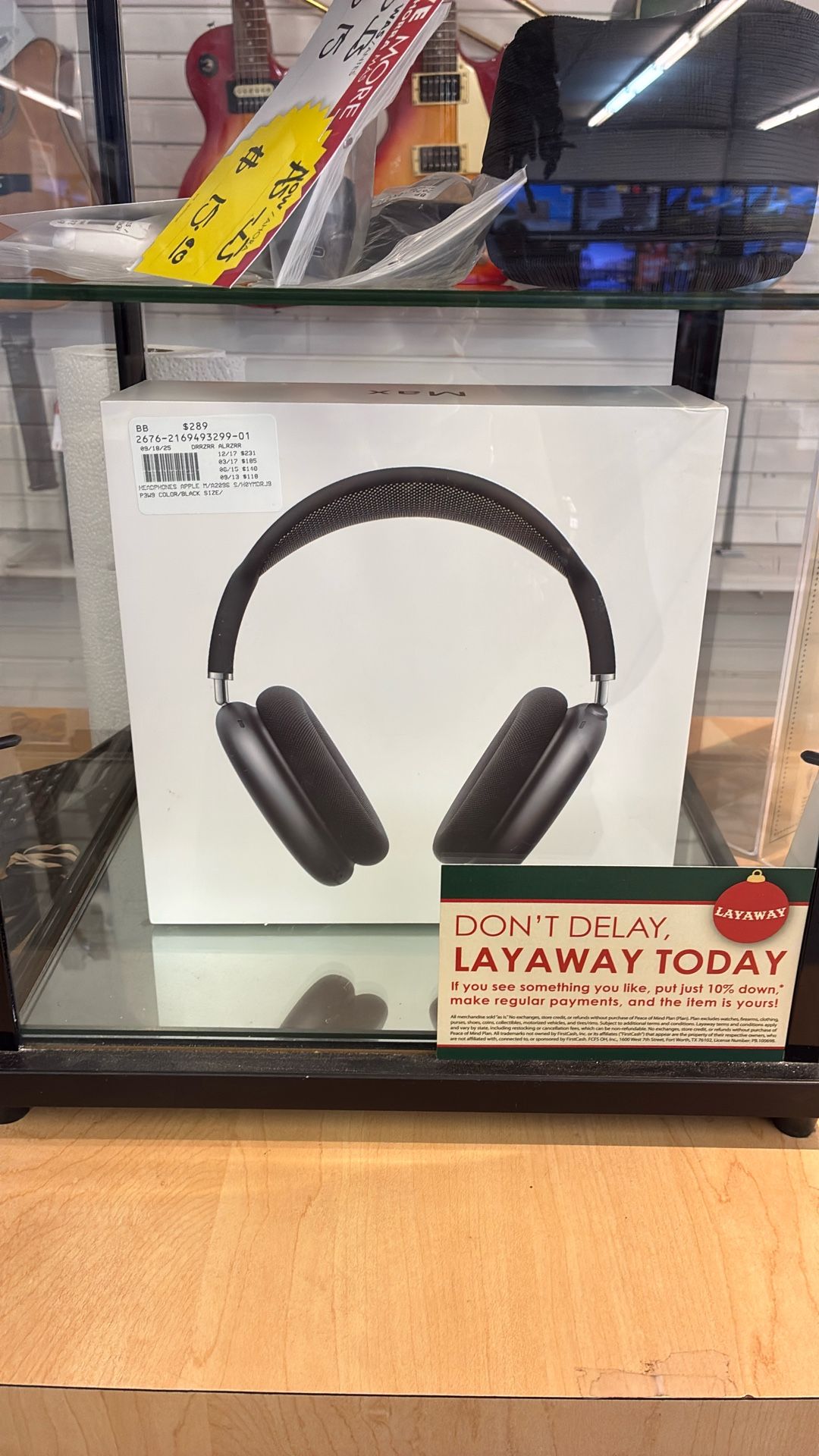 Apple Headphone $289 In Box !!! 1015 Summit Ave Greensboro
