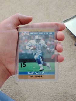BARRY SANDERS ROOKIE PRO SET CARD