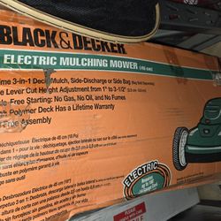 Black And Decker 19' Electric Lawn Mower. Never Used