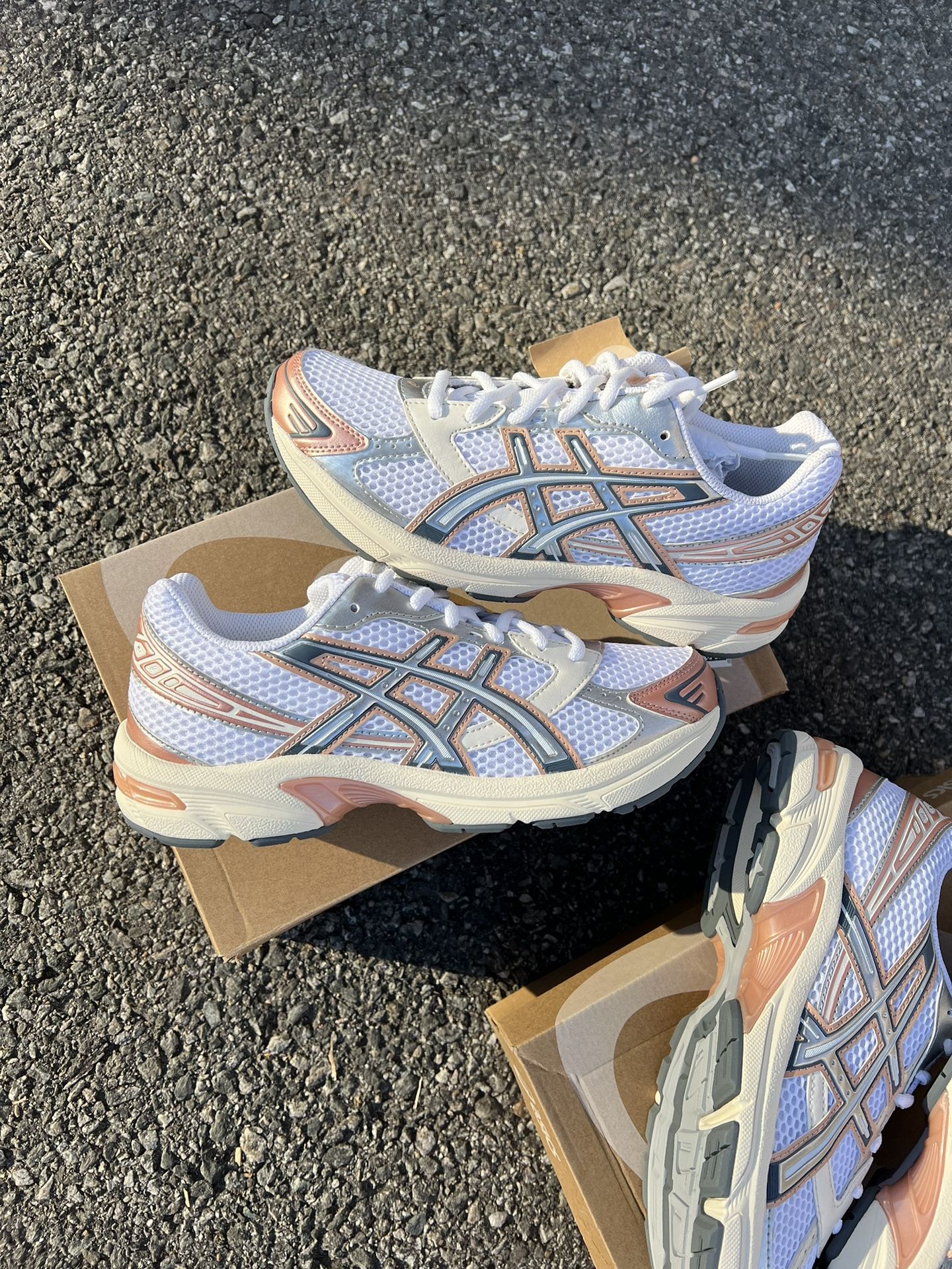 ASICS Gel 1130 Pure Size 8.5w 7.5w 125$