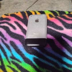 First Ever Iphone! (no charger included)