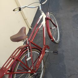 Schwinn Beach Cruiser 