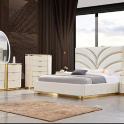 Hi End Contemporary Bedroom Set