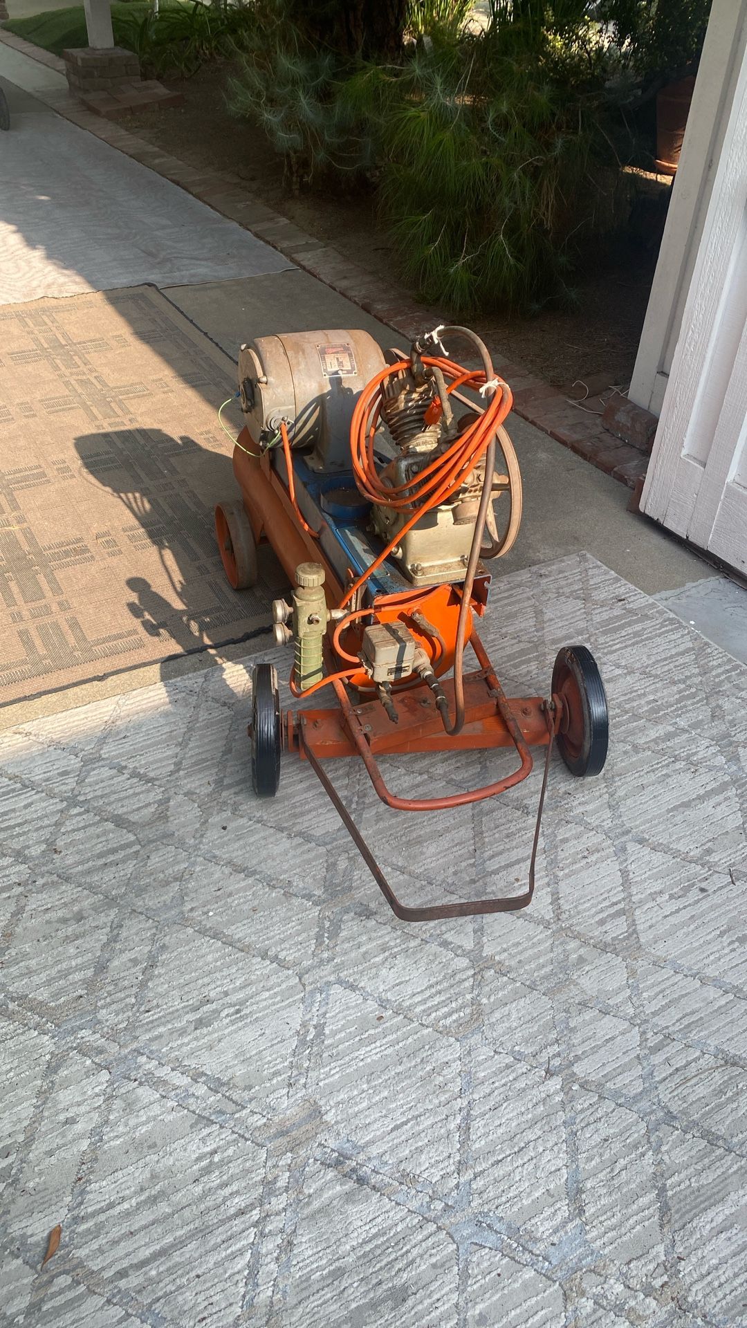 Portable 1930s Antique CraftmanSears&Reobuck Compressor 50psi