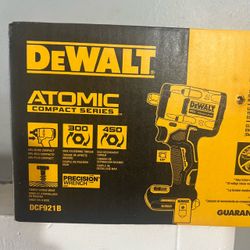 Dewalt 20v Atomic 1/2in Impact Wrench
