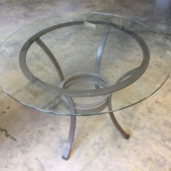 42” Round Glass Top Table