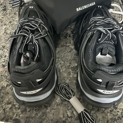 Size 44 Balenciaga Tracks Size 10.5