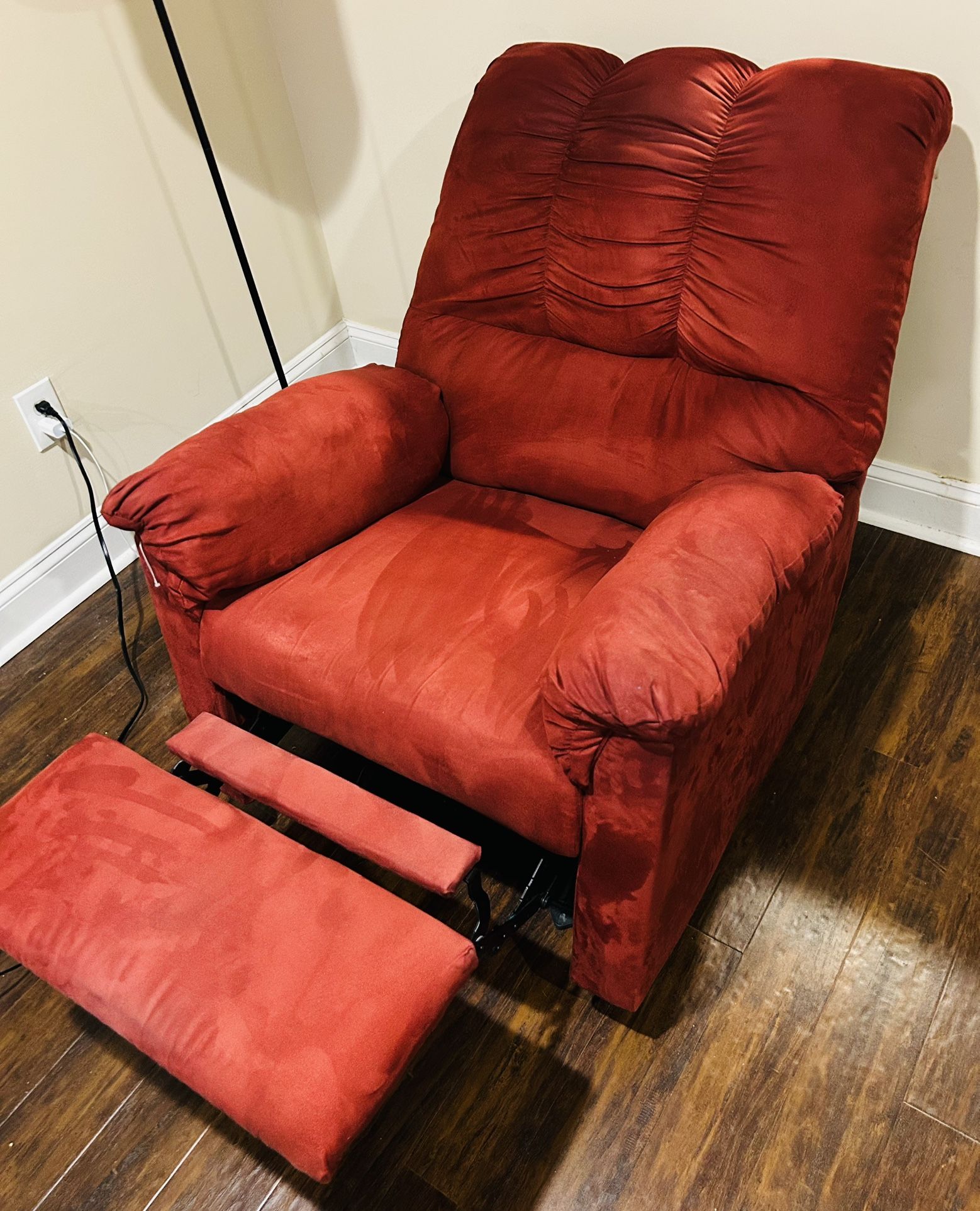Ashley Salsa Recliner