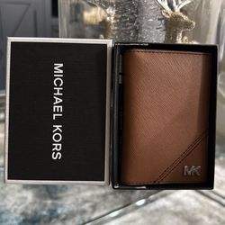 Michael Kors Jet Set Men’s Wallet 