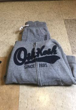 Great condition little boys sweater outfit Size 7 only $10