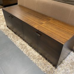 Calvin Klein Console 