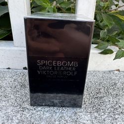 Spice Bomb Dark Leather Eau de Parfum 