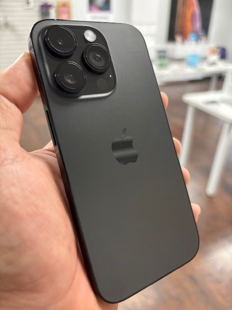 🔥 Biggest iPhone Deal Today – 14 Pro from $399, $1 Down & Warranty Included