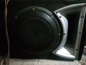 Jl Audio 10" Woofer With Rockford Fosgate Box