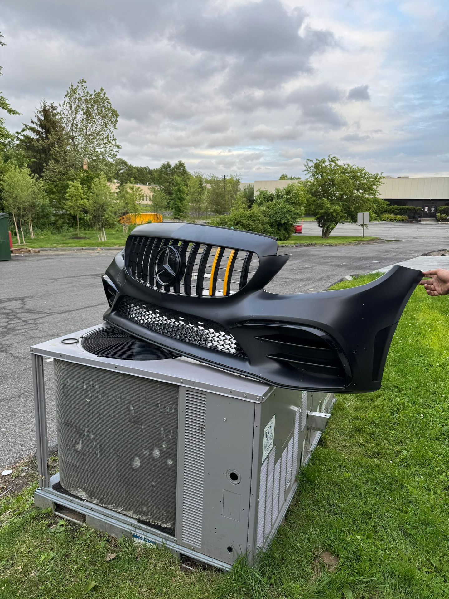 Front Bumper With Grill For Mercedes C 300