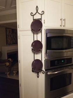 Like New Pewter Color Plate Or Picture Holdee.