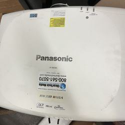 Panasonic PT-RW330