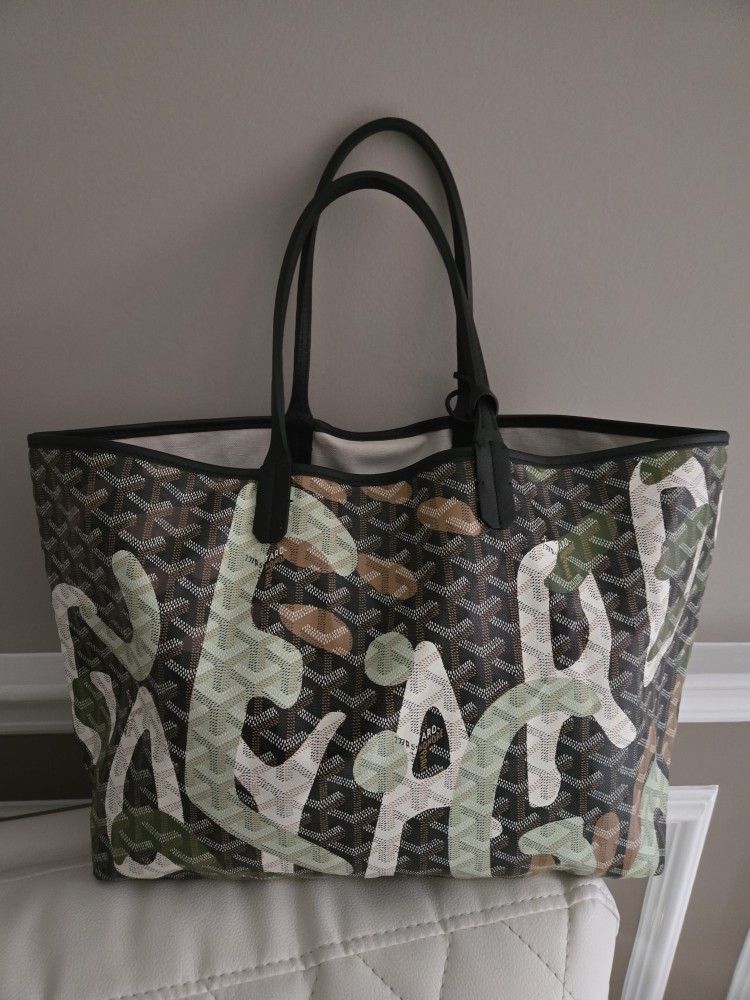 Goyard Goyardine Saint Louis Graffiti Tote Bag Handbag Purse With Wallet And MAGNETIC CHARM