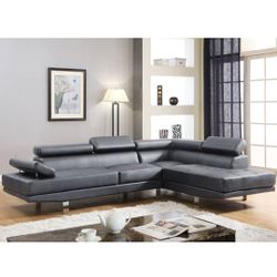 SECTIONAL SOFA **** FINANCING AVAILABLE *** OTHER MODELS TOO
