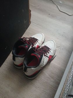 White Red Black Low-Top AND 1 Sneakers Mens Size 11.5