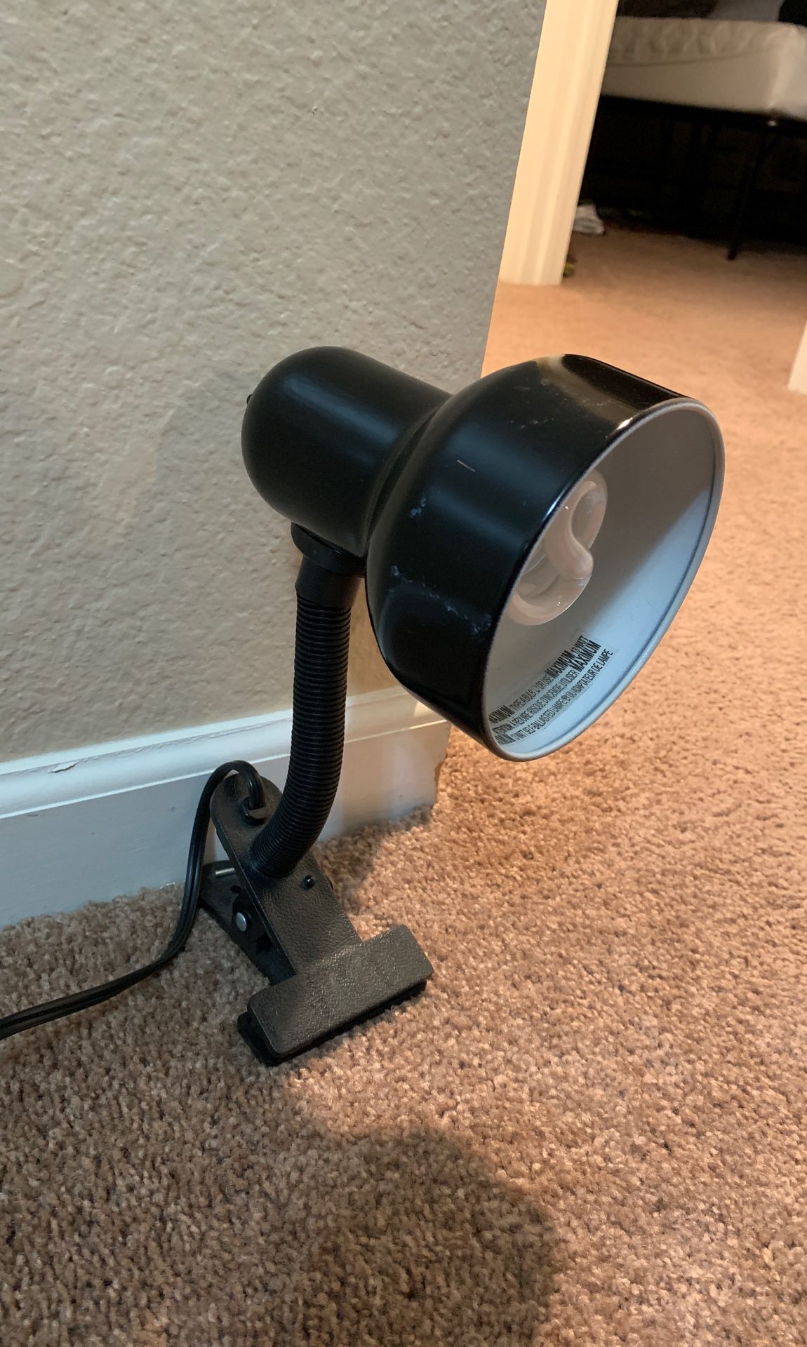 Desk Lamp (clip on)