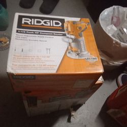 1-2 1/2 Peak HP Compact Router 