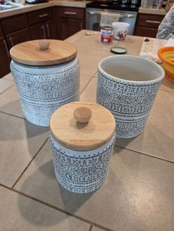 Kitchen Ceramic Set of three, 7", 6", 5", New