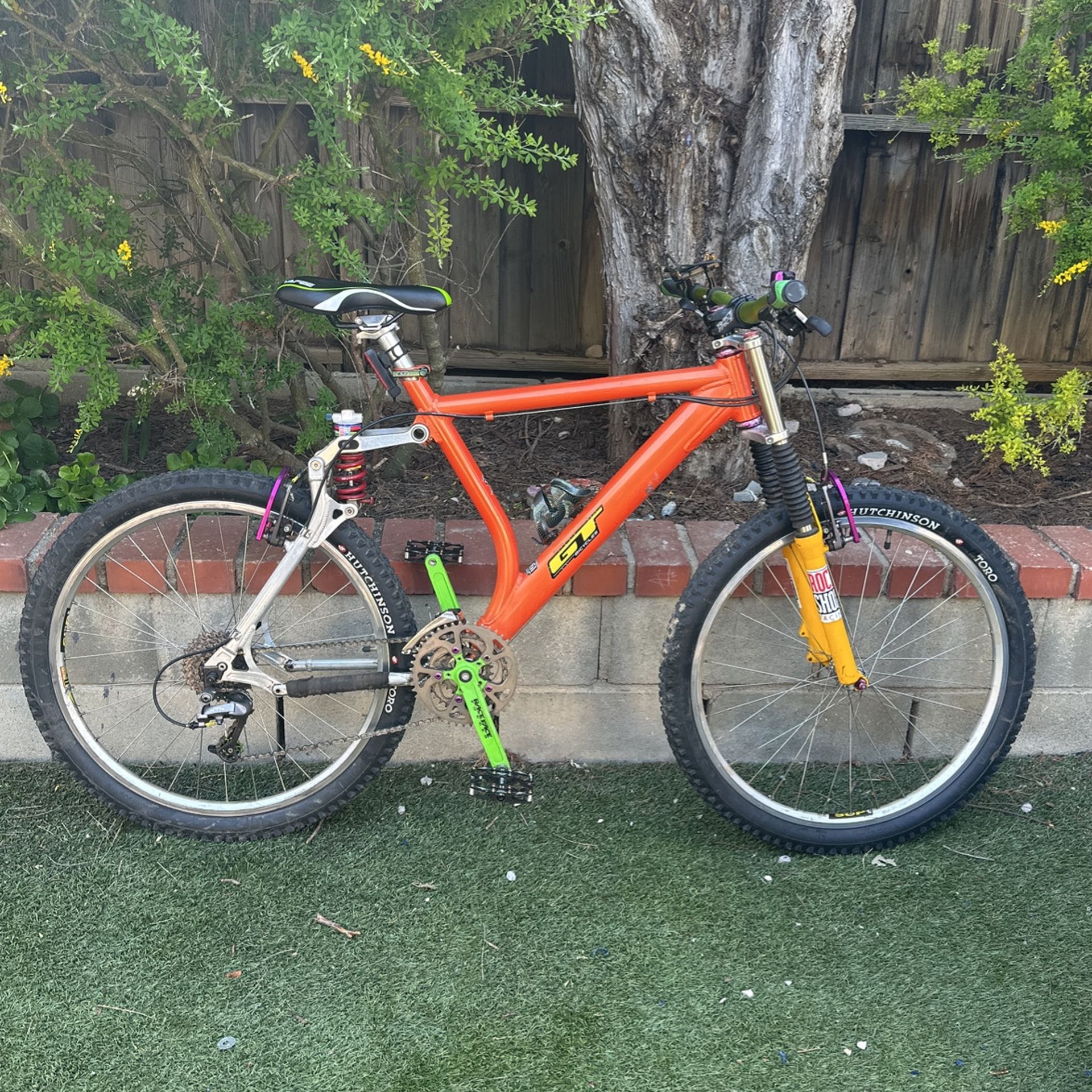 Vintage GT Mountain Bike Full Suppension
